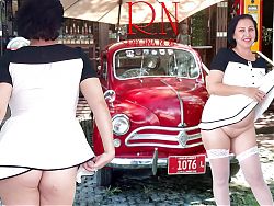 Double Regina Noir. A pretty lady in a short dress shows a striptease. Pussy and ass. Car 1